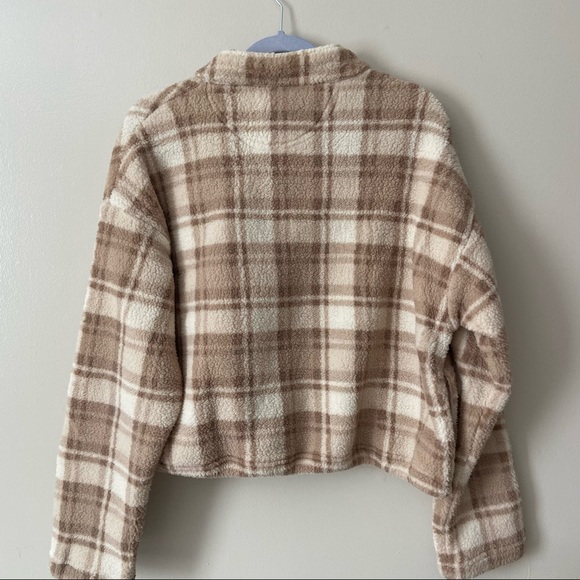 Sherpa Quarter Zip Cropped Fleece Plaid Pullover - Picture 2 of 4